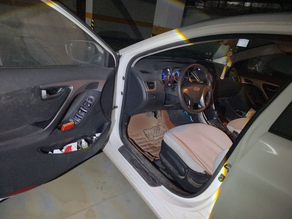 Hyundai Elantra (5th Generation 2015, 130300 км, за 4904 USD - фото 11