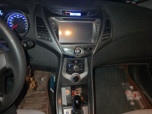 Hyundai Elantra (5th Generation 2015, 130300 км, за 4904 USD - фото 14