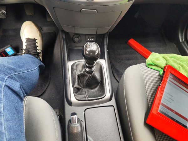 Hyundai Celesta 2015, 104600 км, за 3982 USD - фото 17