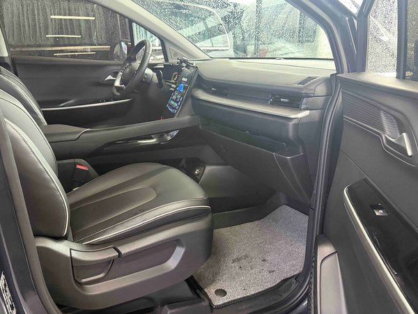 Hyundai Custo 2021, 61400 км, за 18654 USD - фото 35