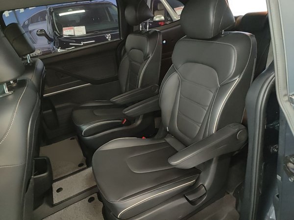 Hyundai Custo 2021, 61400 км, за 18654 USD - фото 26