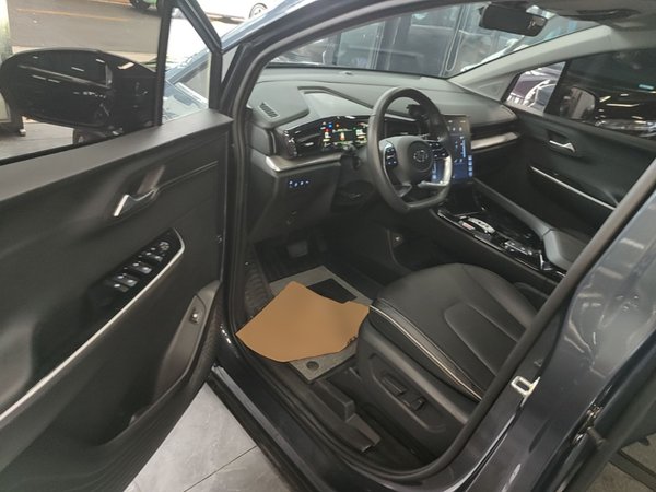Hyundai Custo 2021, 61400 км, за 18654 USD - фото 25