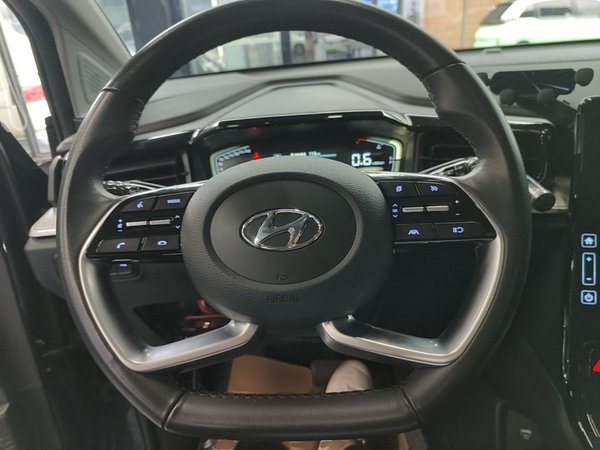 Hyundai Custo 2021, 61400 км, за 18654 USD - фото 20