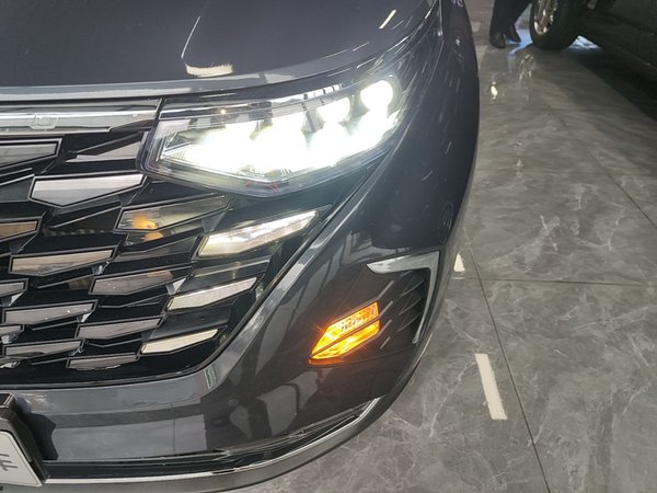 Hyundai Custo 2021, 61400 км, за 18654 USD - фото 9