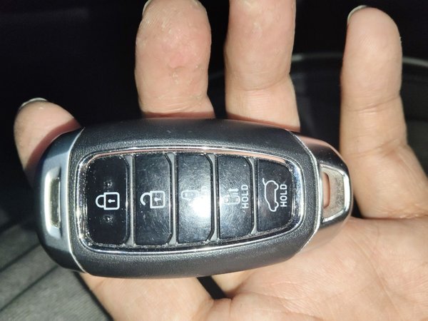 Hyundai Custo 2021, 13600 км, за 22037 USD - фото 17