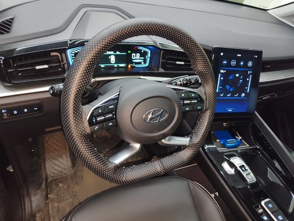 Hyundai Custo 2024, 11000 км, за 20087 USD - фото 14