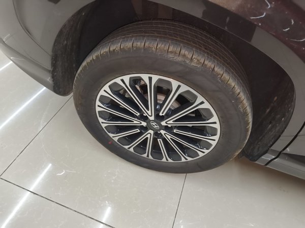 Hyundai Custo 2024, 11000 км, за 20087 USD - фото 10