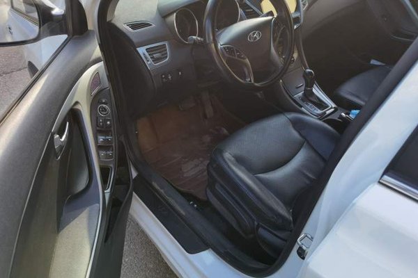 Hyundai Elantra (5th Generation 2015, 105400 км, за 5520 USD - фото 13