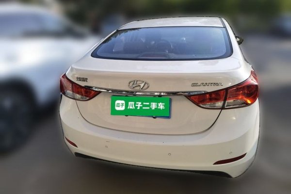 Hyundai Elantra (5th Generation 2015, 105400 км, за 5520 USD