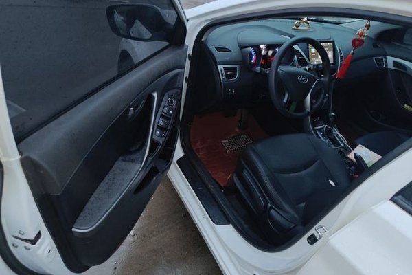 Hyundai Elantra (5th Generation 2015, 108600 км, за 4164 USD - фото 17
