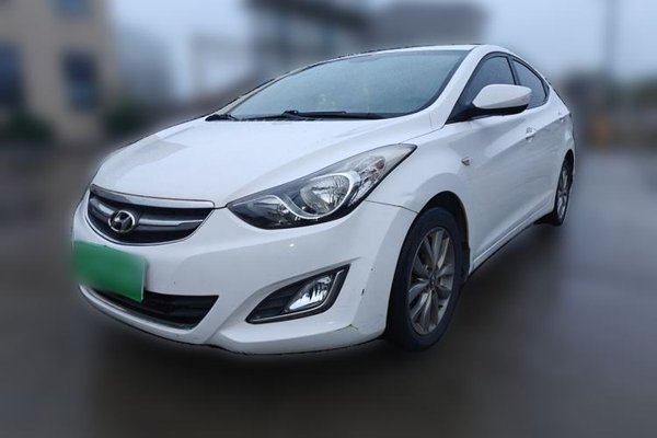 Hyundai Elantra (5th Generation · 2015 год