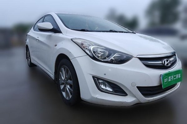 Hyundai Elantra (5th Generation 2015, 108600 км, за 4164 USD