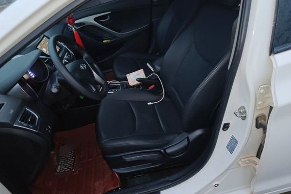 Hyundai Elantra (5th Generation 2015, 108600 км, за 4164 USD - фото 16