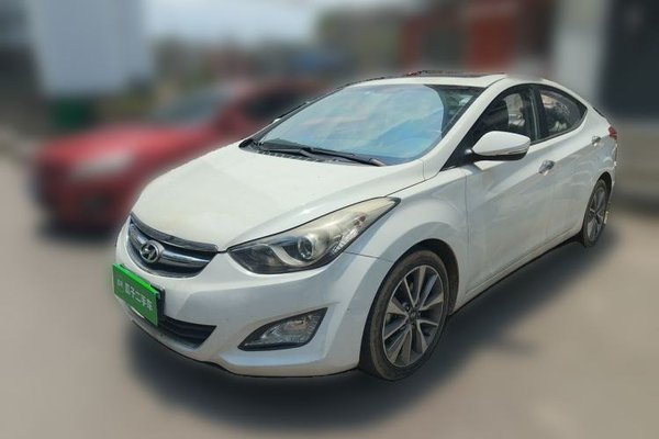 Hyundai Elantra (5th Generation · 2015 год