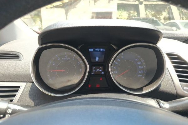 Hyundai Elantra (5th Generation 2015, 197000 км, за 5739 USD - фото 10