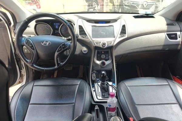 Hyundai Elantra (5th Generation 2015, 197000 км, за 5739 USD - фото 18