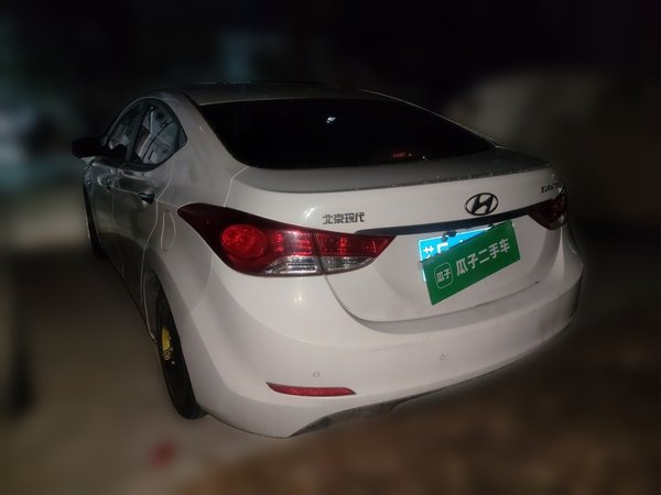 Hyundai Elantra (5th Generation 2015, 97000 км, за 4532 USD