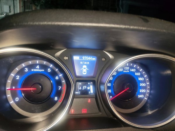 Hyundai Elantra (5th Generation 2015, 97000 км, за 4532 USD - фото 13