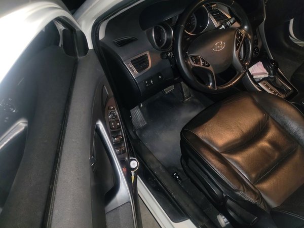 Hyundai Elantra (5th Generation 2015, 97000 км, за 4532 USD - фото 17