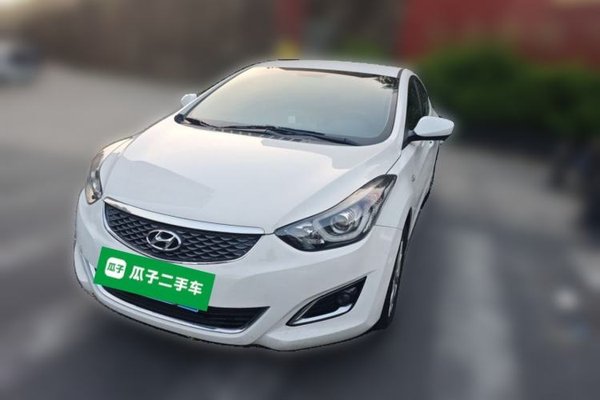 Hyundai Elantra (5th Generation · 2016 год