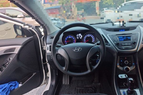 Hyundai Elantra (5th Generation 2016, 48300 км, за 6106 USD - фото 4
