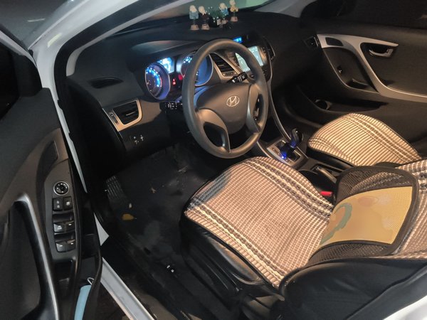 Hyundai Elantra (5th Generation 2016, 56600 км, за 6730 USD - фото 19