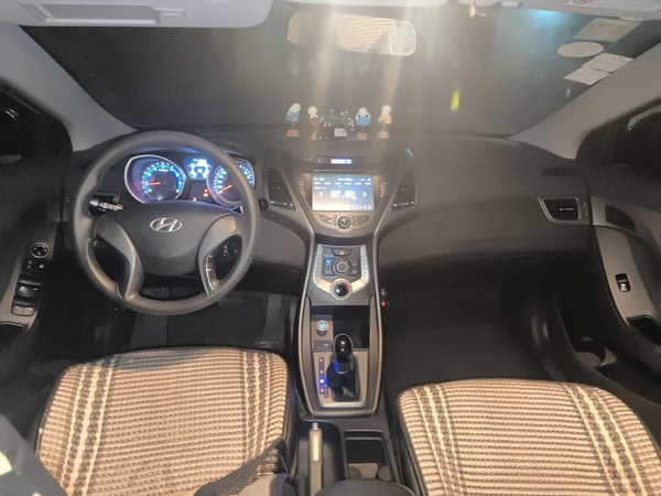 Hyundai Elantra (5th Generation 2016, 56600 км, за 6730 USD - фото 9