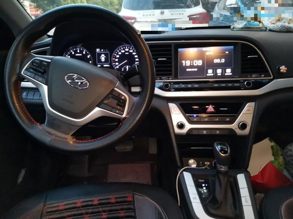 Hyundai Elantra (6th Generation 2016, 50599 км, за 5988 USD - фото 13