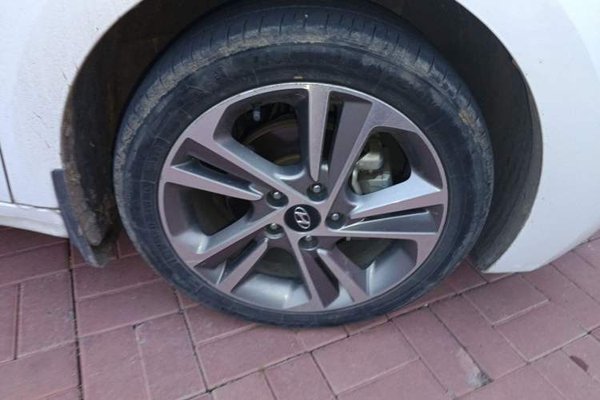 Hyundai Elantra (6th Generation 2016, 75400 км, за 5569 USD - фото 8