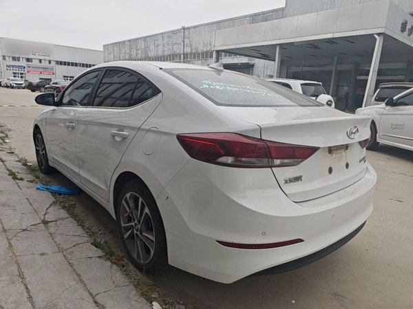 Hyundai Elantra (6th Generation 2016, 97700 км, за 6138 USD