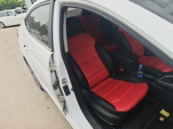 Hyundai Elantra (6th Generation 2016, 97700 км, за 6138 USD - фото 23