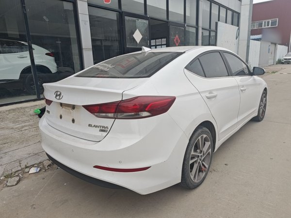 Hyundai Elantra (6th Generation 2016, 97700 км, за 6138 USD - фото 6