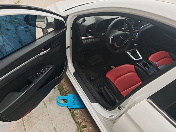 Hyundai Elantra (6th Generation 2016, 97700 км, за 6138 USD - фото 19