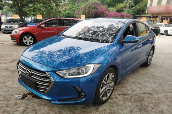 Hyundai Elantra (6th Generation · 2018 год