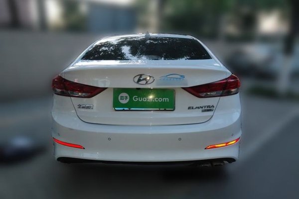 Hyundai Elantra (6th Generation 2019, 27799 км, за 7790 USD