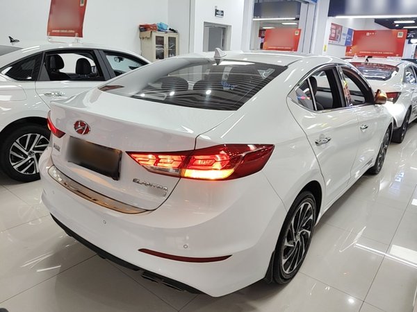 Hyundai Elantra (6th Generation 2019, 42600 км, за 9026 USD - фото 19