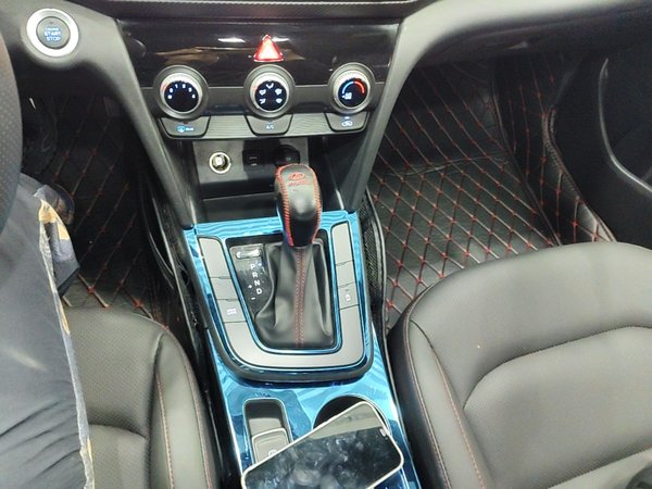 Hyundai Elantra (6th Generation 2019, 42600 км, за 9026 USD - фото 8