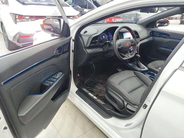 Hyundai Elantra (6th Generation 2019, 42600 км, за 9026 USD - фото 10