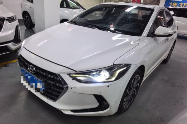 Hyundai Elantra (6th Generation · 2019 год
