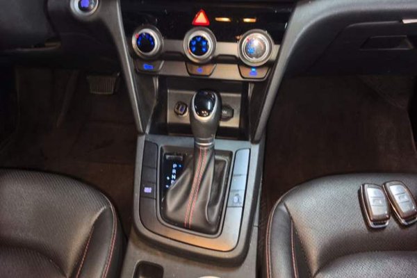 Hyundai Elantra (6th Generation 2019, 90100 км, за 8397 USD - фото 17