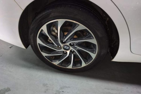 Hyundai Elantra (6th Generation 2019, 90100 км, за 8397 USD - фото 10