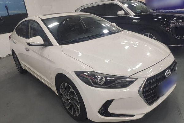 Hyundai Elantra (6th Generation 2019, 20500 км, за 8286 USD