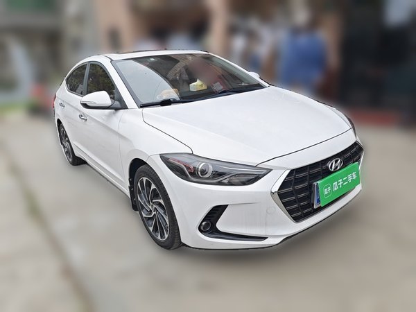 Hyundai Elantra (6th Generation 2019, 29900 км, за 8327 USD