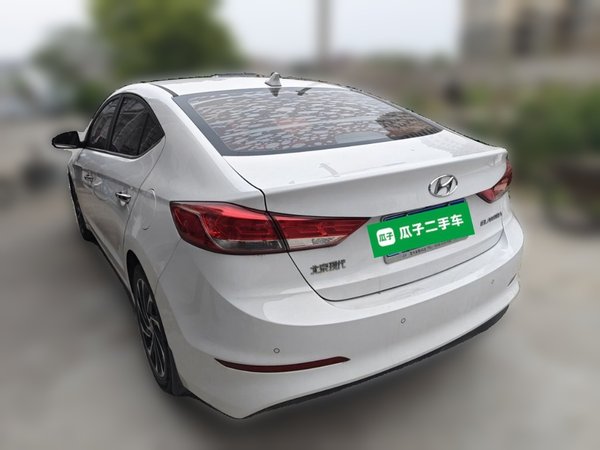 Hyundai Elantra (6th Generation 2019, 29900 км, за 8327 USD