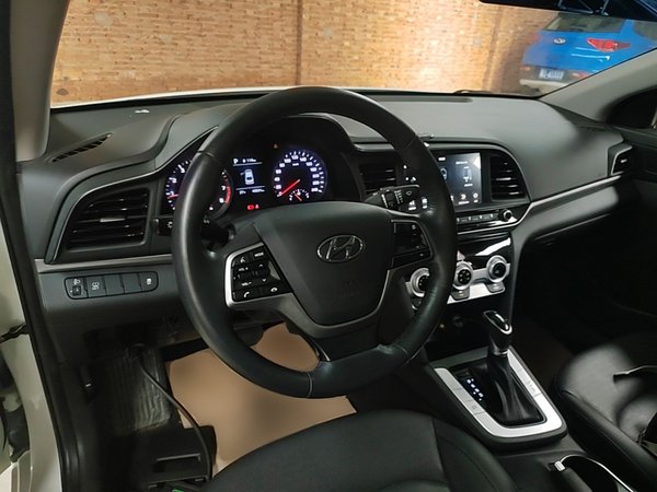 Hyundai Elantra (6th Generation 2019, 45500 км, за 8513 USD - фото 14