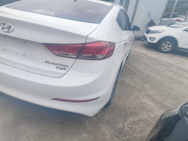 Hyundai Elantra (6th Generation 2019, 99700 км, за 8381 USD - фото 7