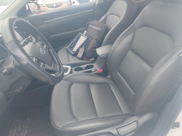 Hyundai Elantra (6th Generation 2019, 99700 км, за 8381 USD - фото 18