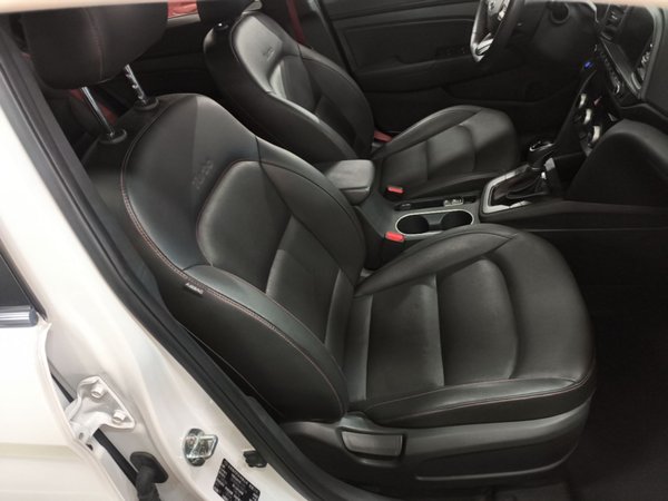 Hyundai Elantra (6th Generation 2020, 61500 км, за 9357 USD - фото 23