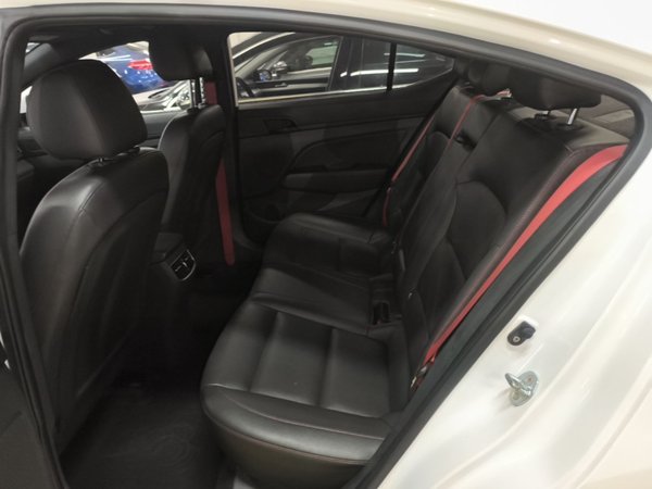 Hyundai Elantra (6th Generation 2020, 61500 км, за 9357 USD - фото 20