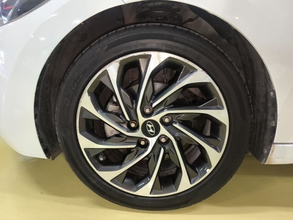 Hyundai Elantra (6th Generation 2020, 61500 км, за 9357 USD - фото 8